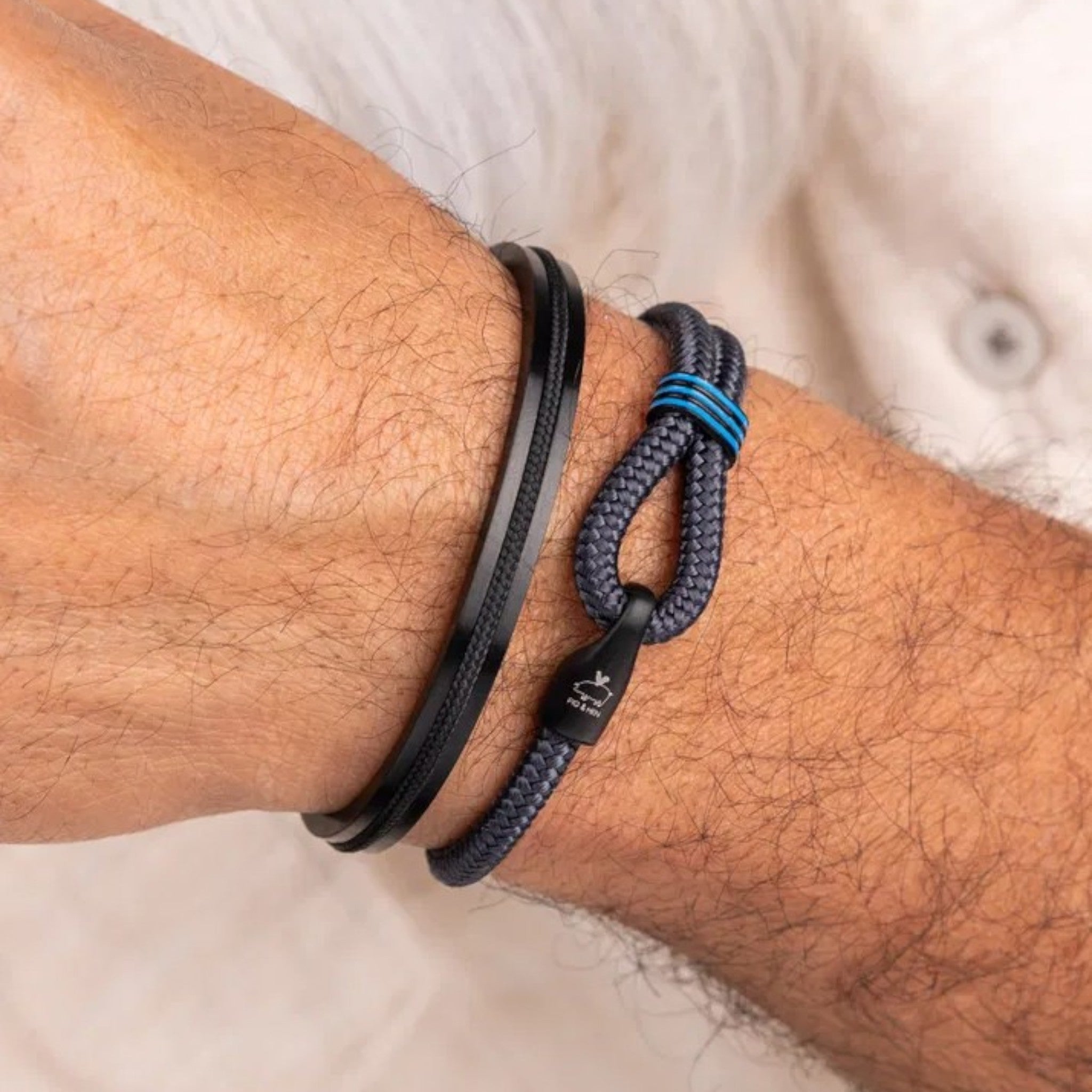 Pig & Hen - Captain Carl Bracelet - Slate Gray / Black