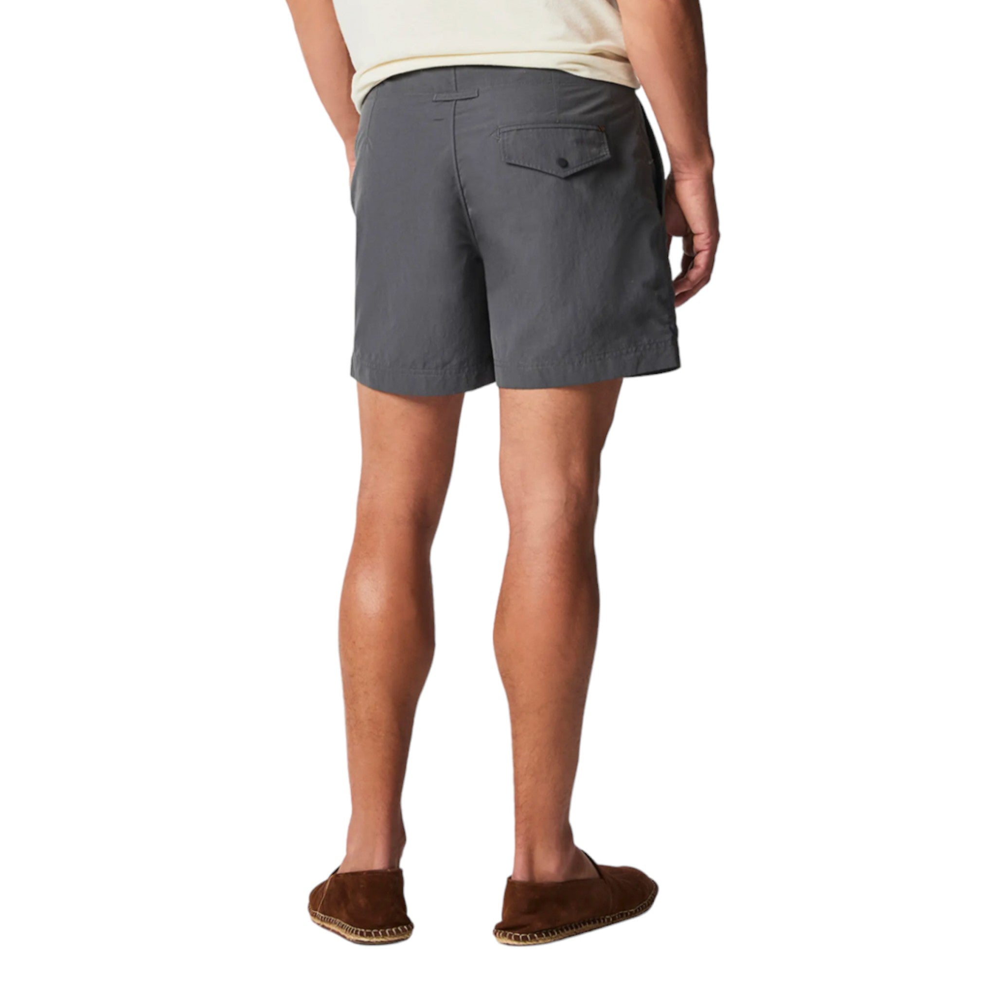 Grey shorts with button and zip closure
